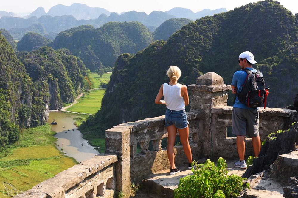 salire in clima a Hang Mua